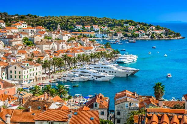 Apartment Beautiful Seaview Hvar Town